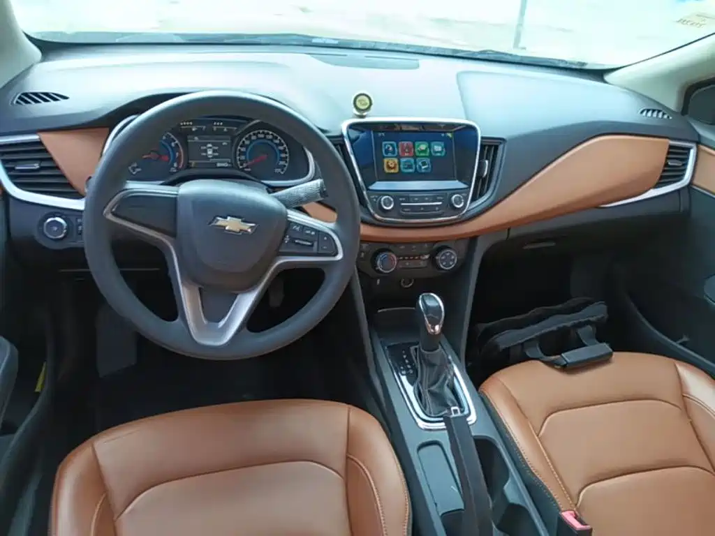 Chevrolet Cavalier 2016 — фото 10