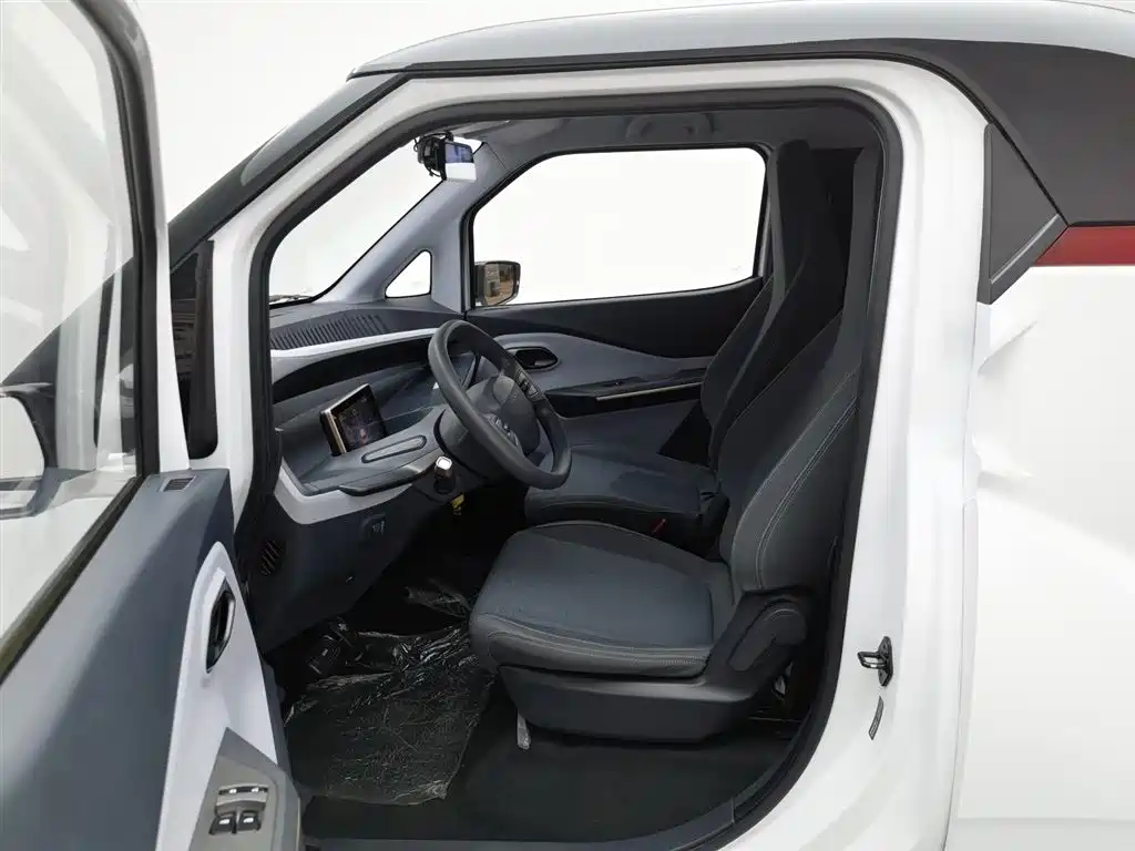 Wuling Nano EV 2022 — фото 10