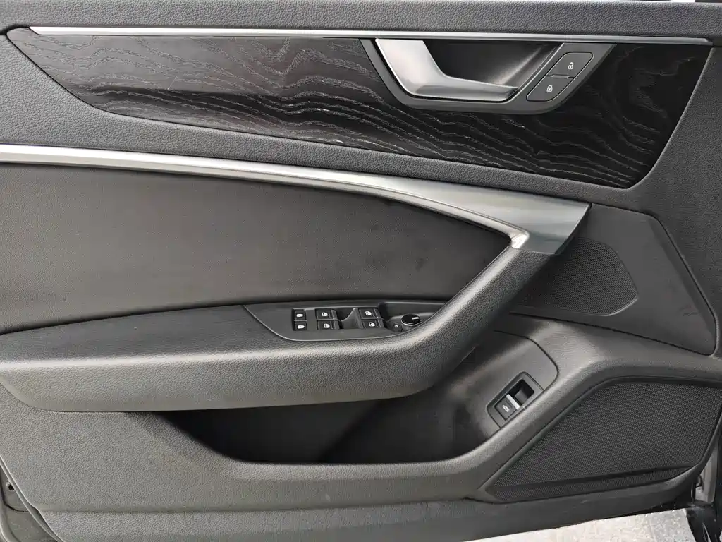 Audi A6L 2019 — фото 10