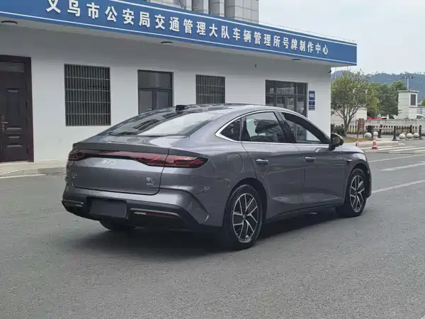 BYD Qin L 2025