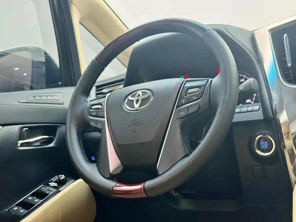 Toyota Alphard 2015 — фото 6