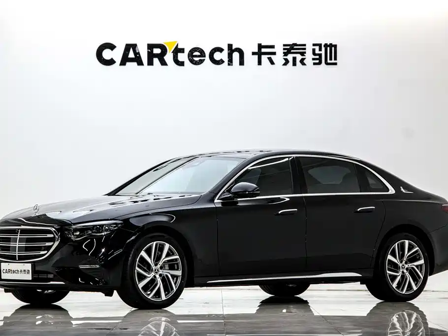 Mercedes-Benz E-Class 2025 — фото 14
