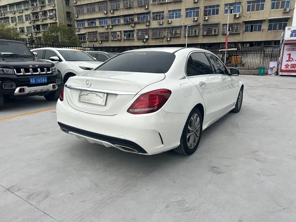 Mercedes-Benz C-Class 2018 — фото 21