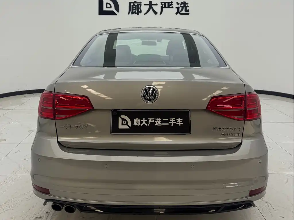 Volkswagen Sagitar 2018