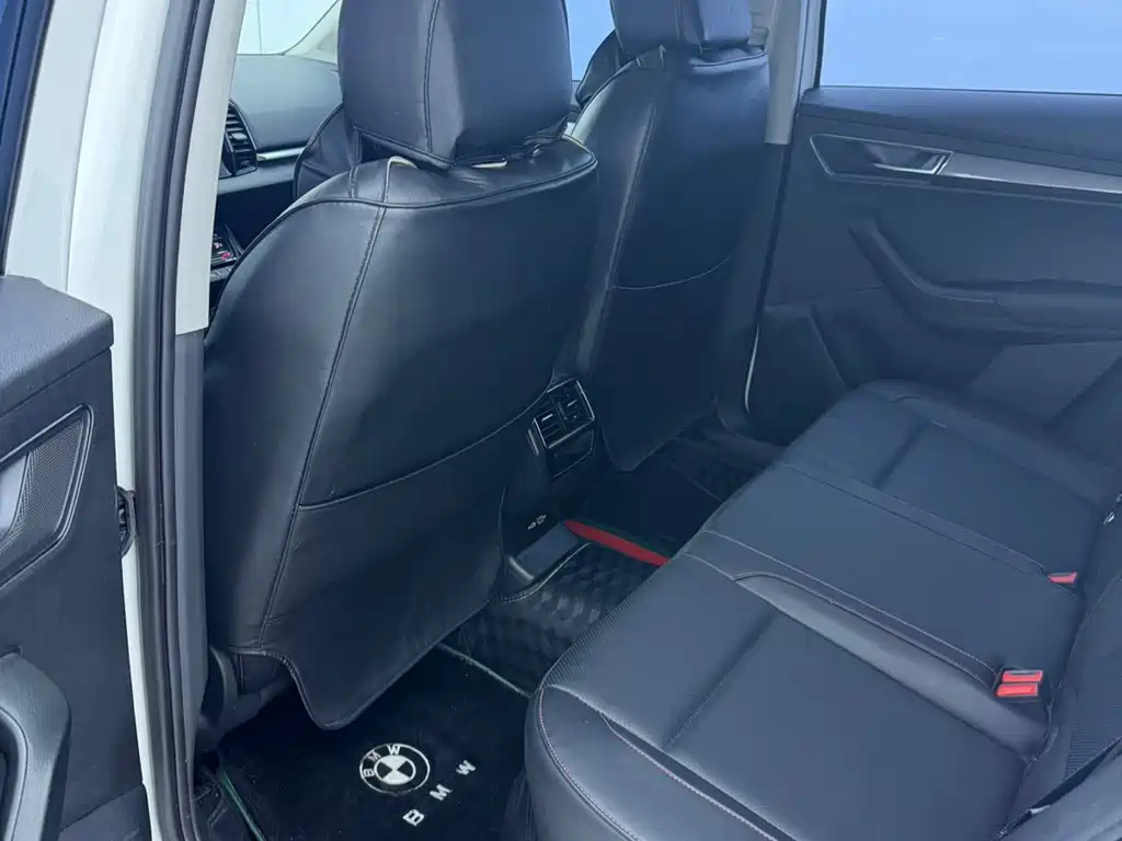 Skoda Karoq 2022 — фото 12
