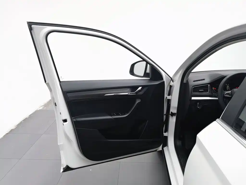 Skoda Kamiq 2020 — фото 8