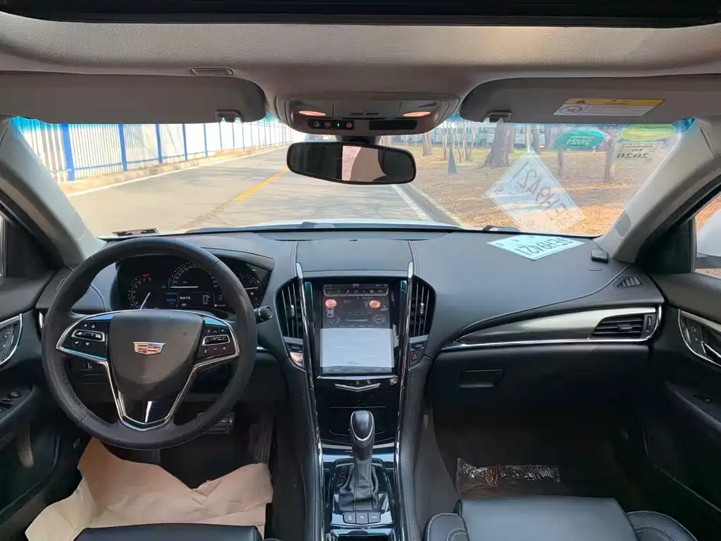 Cadillac ATS-L 2018 — фото 11