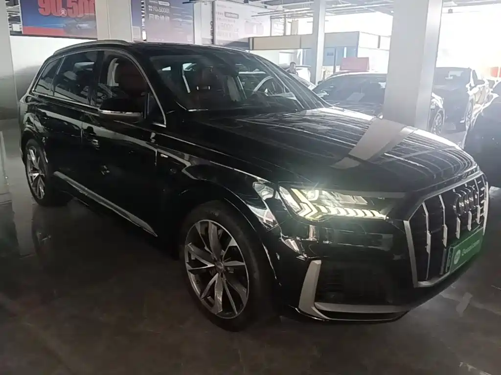 Audi Q7 2020 — фото 4