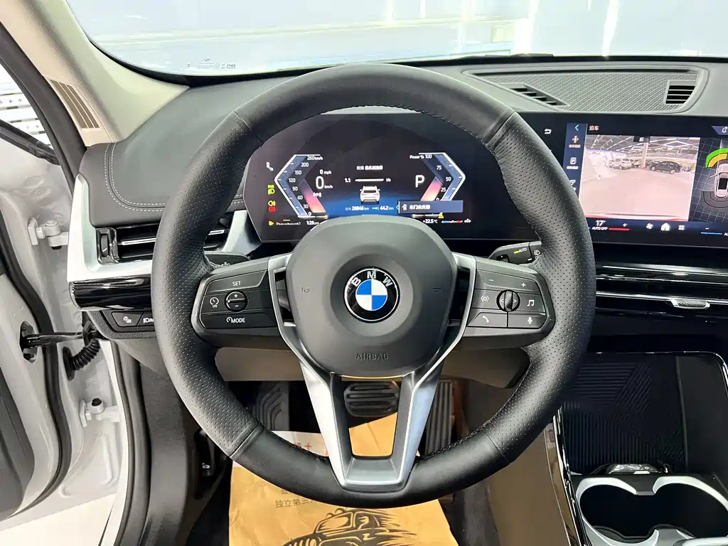 BMW X1 2024 — фото 11