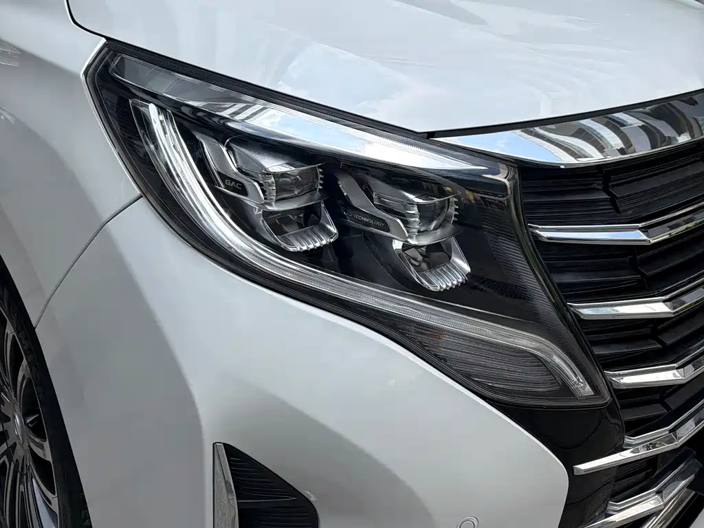 GAC Motor Trumpchi M8 2023 — фото 4