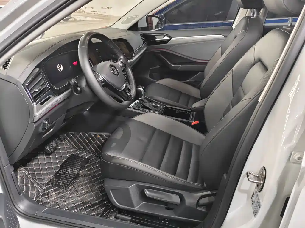 Volkswagen Sagitar 2021