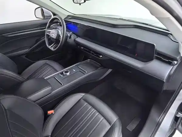 Ford Mondeo 2025