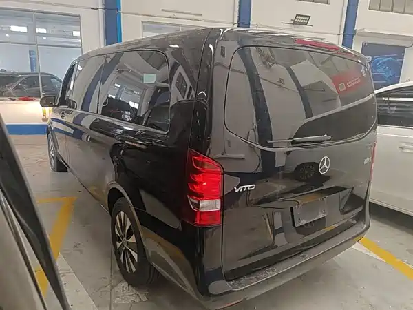 Mercedes-Benz Vito 2023