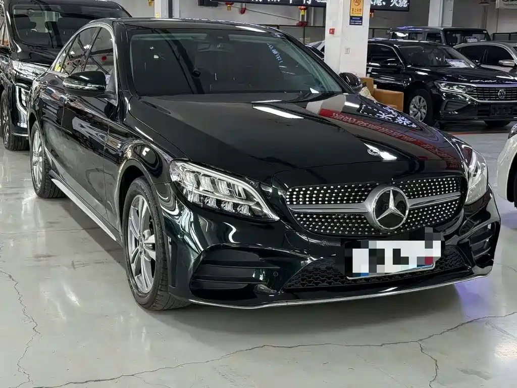 Mercedes-Benz C-Class 2020