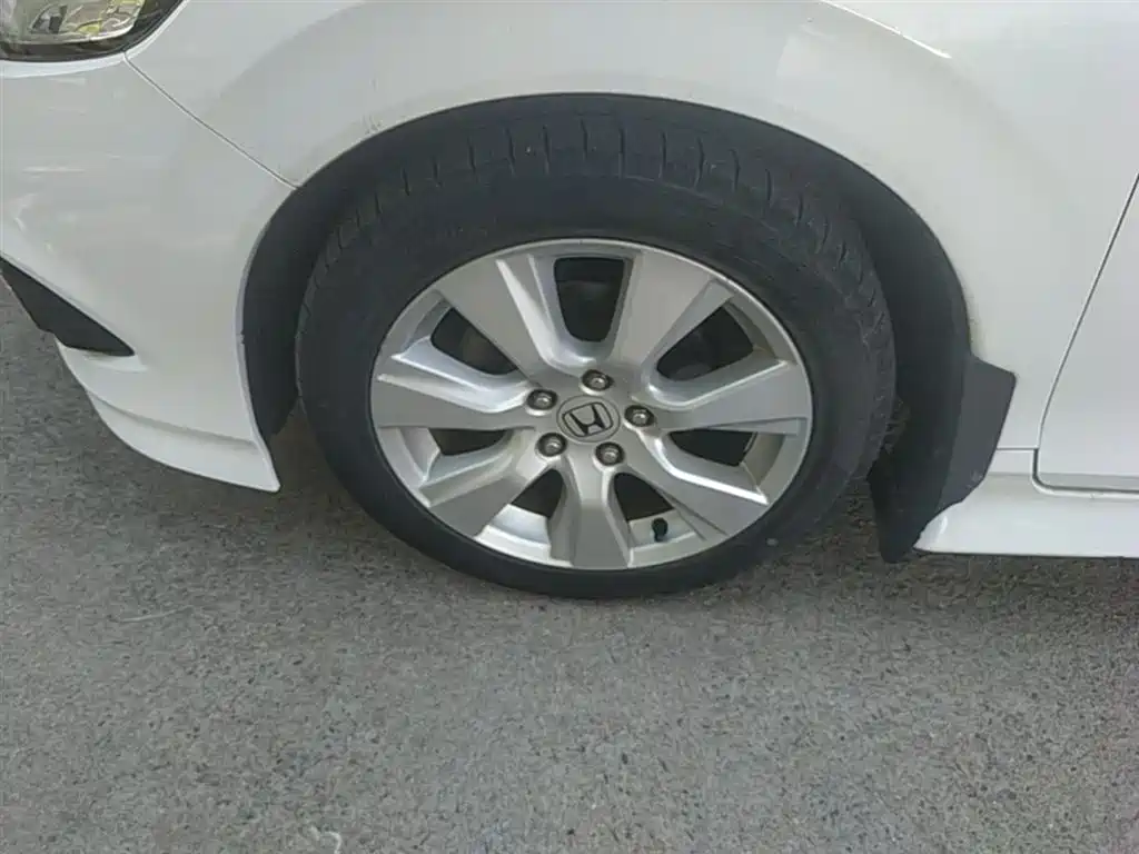 Honda Jade 2015 — фото 23