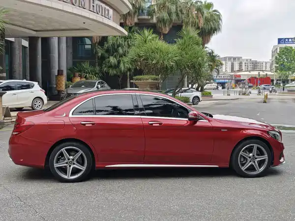 Mercedes-Benz C-Class 2018