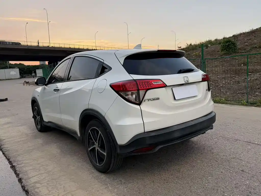 Honda Vezel 2020 — фото 14