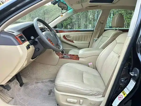 Toyota Crown 2009