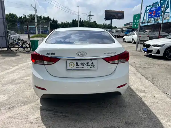 Hyundai Elantra Langdong 2014