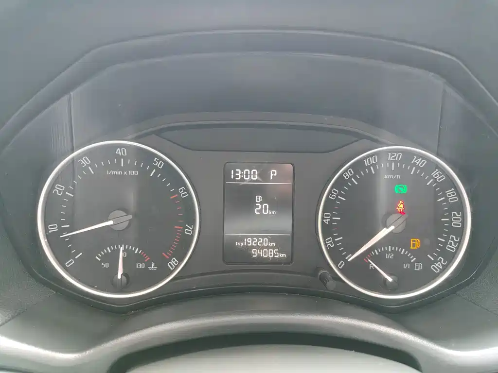 Skoda Octavia 2013 — фото 10