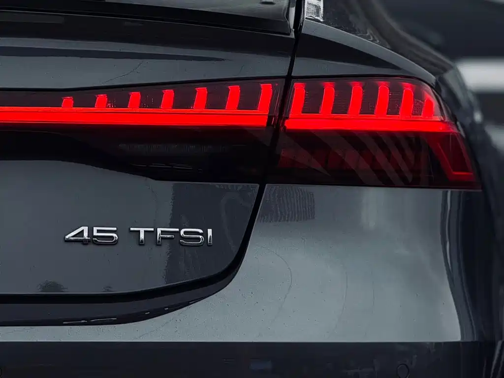 Audi A7 2024 — фото 15