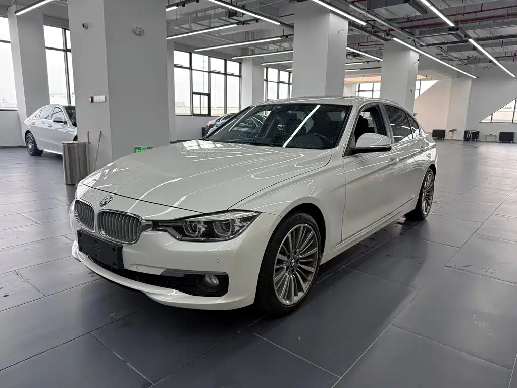 BMW 3 Series 2019 — фото 2