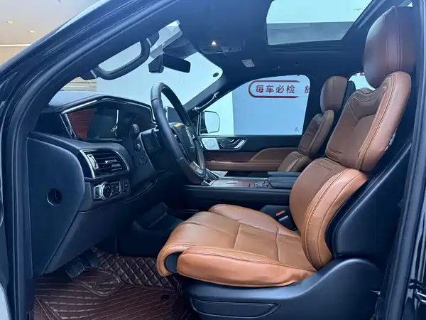 Lincoln Navigator 2020