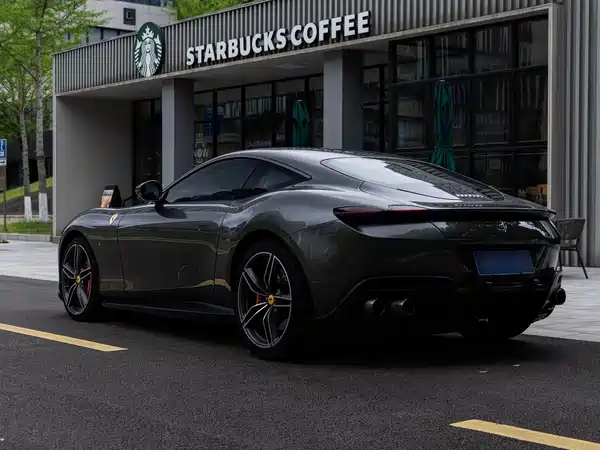 Ferrari Roma 2021