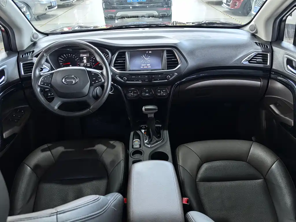 GAC Trumpchi GS4 2018 — фото 16