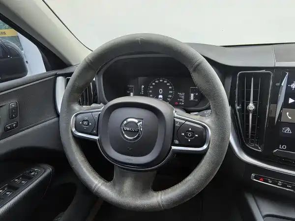 Volvo XC60 2019