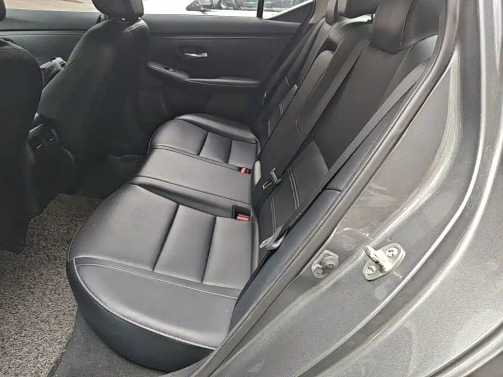 Nissan Sylphy 2021 — фото 17