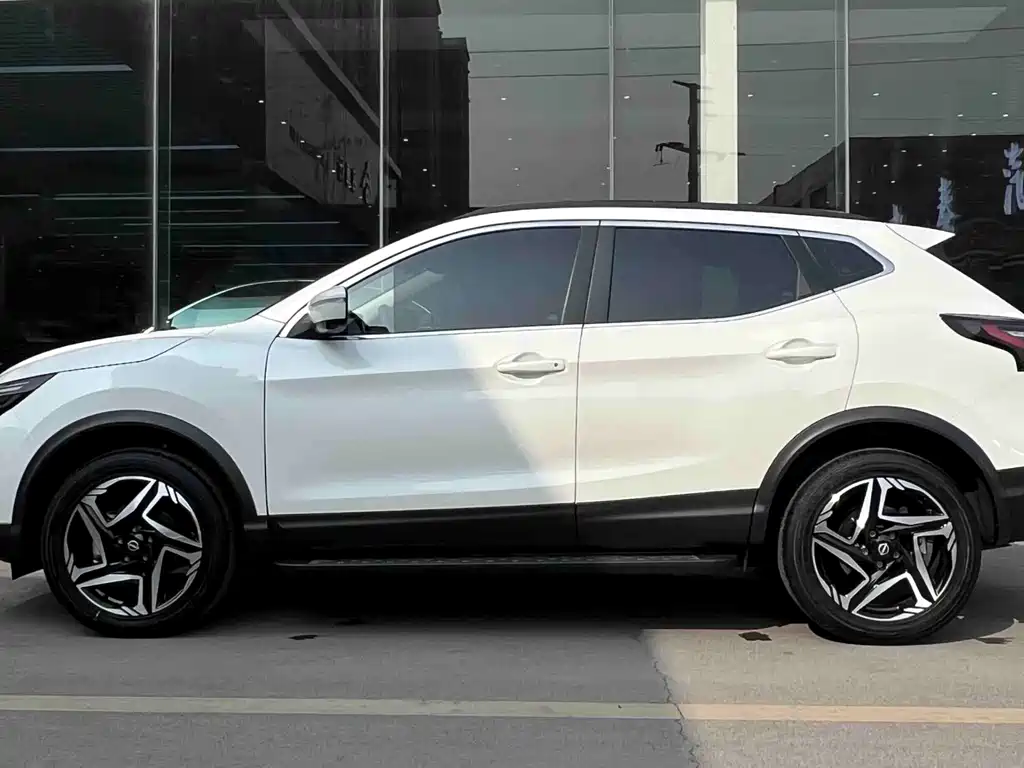 Nissan Qashqai 2025 — фото 3