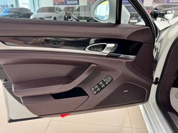 Porsche Panamera 2014