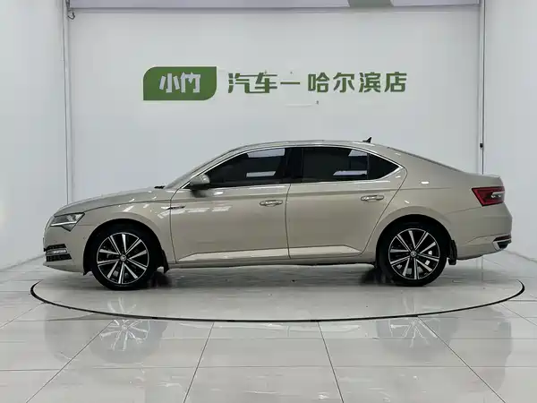Skoda Superb 2022
