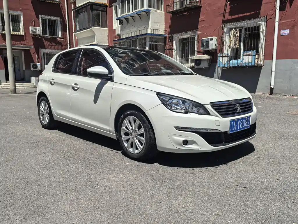 Peugeot 308S 2015