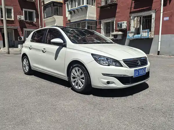 Peugeot 308S 2015