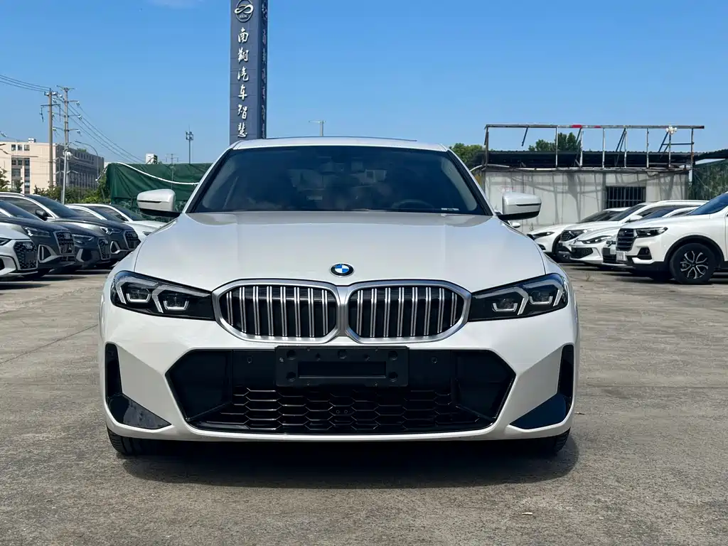 BMW 3 Series 2023