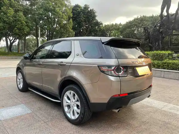 Land Rover Discovery Sport 2015
