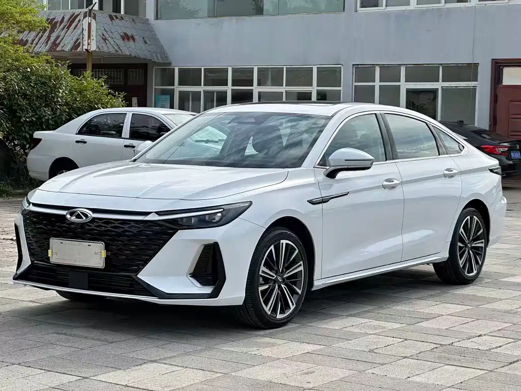 Chery Arrizo 8 2025