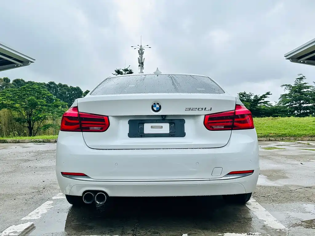 BMW 3 Series 2018