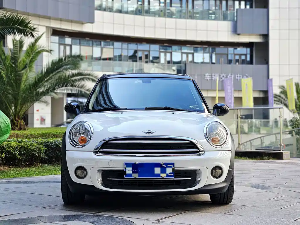 MINI Clubman 2012 — фото 2
