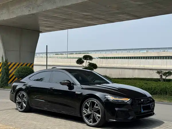 Audi A7L 2023