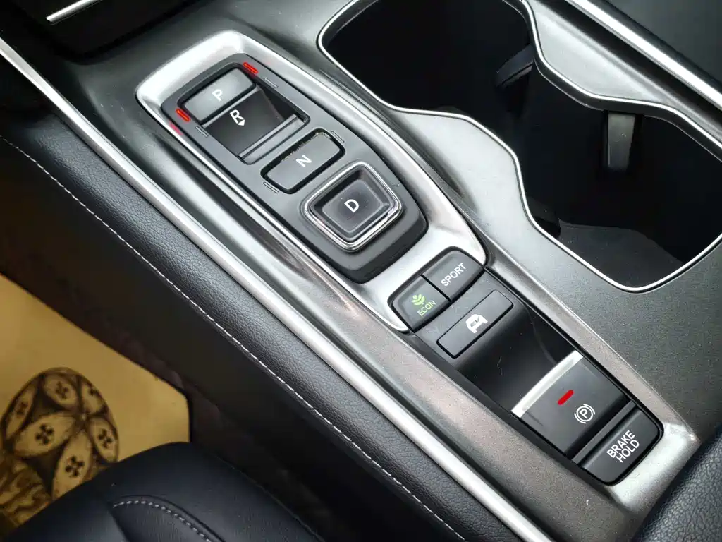 Honda Accord 2022 — фото 15