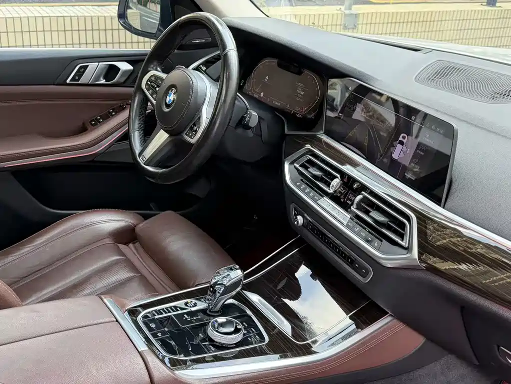 BMW X5 2019 — фото 10