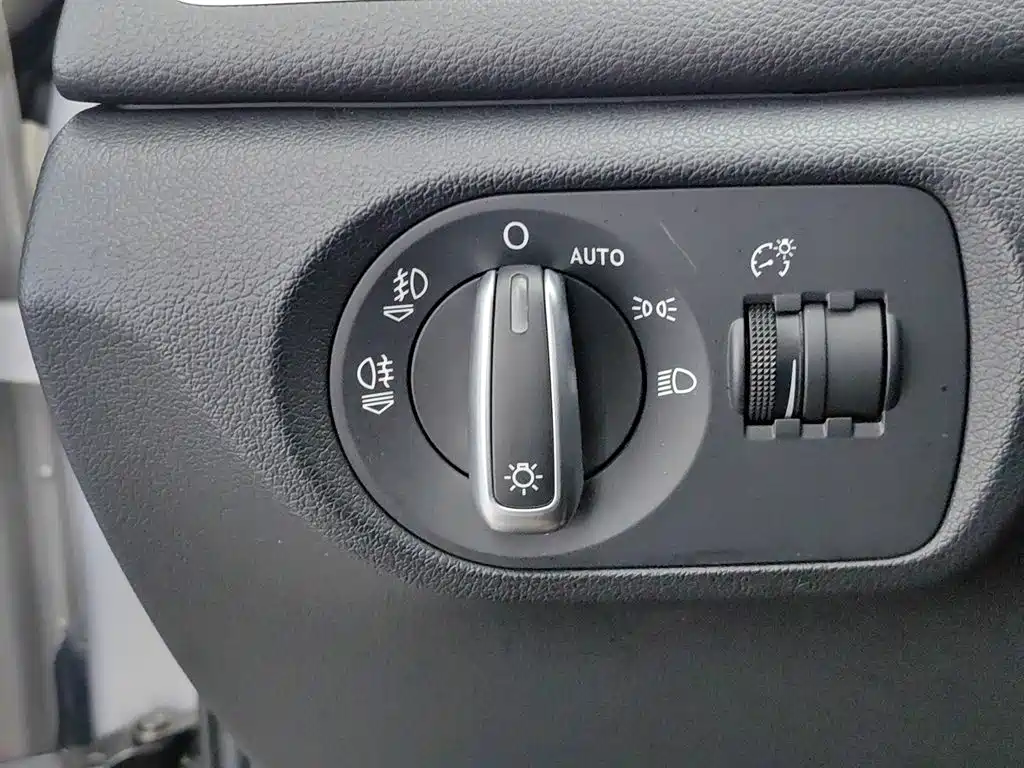 Audi Q3 2014 — фото 21