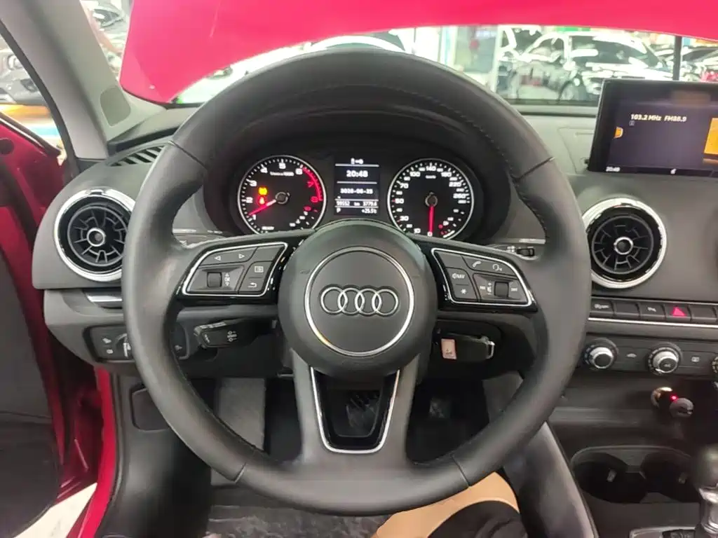 Audi A3 2020 — фото 11