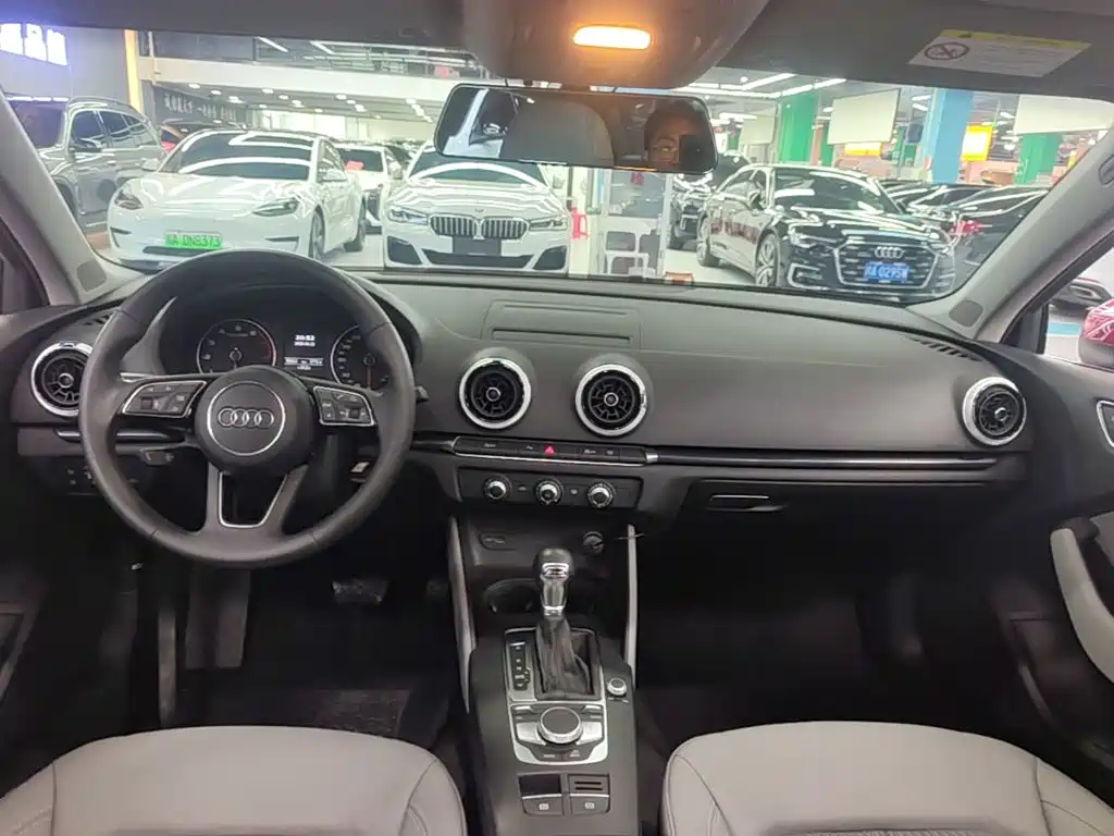 Audi A3 2020 — фото 10