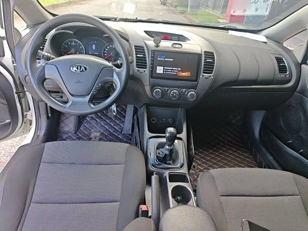 Kia K3 2016
