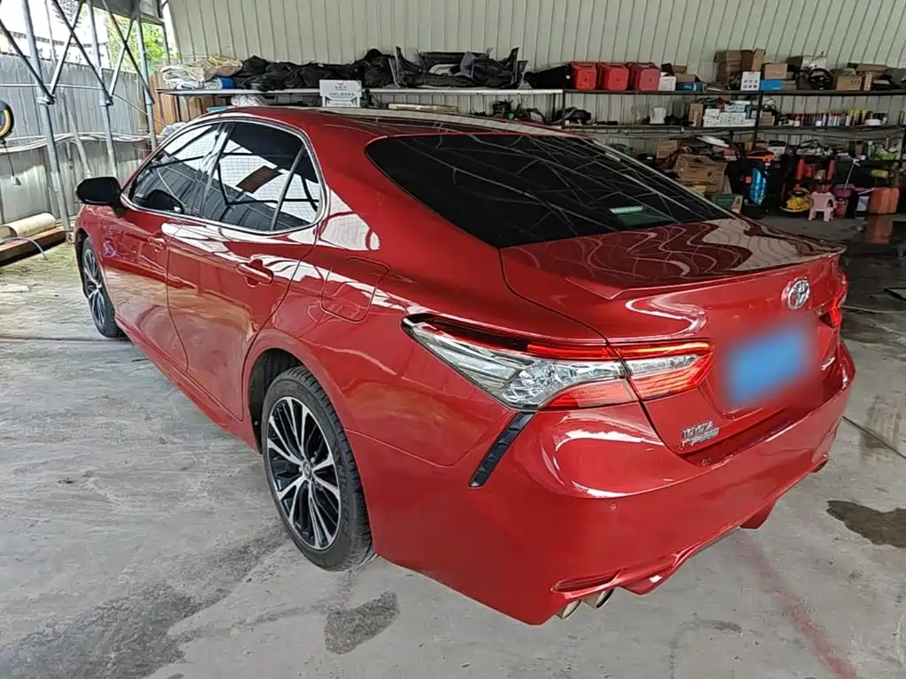 Toyota Camry 2018