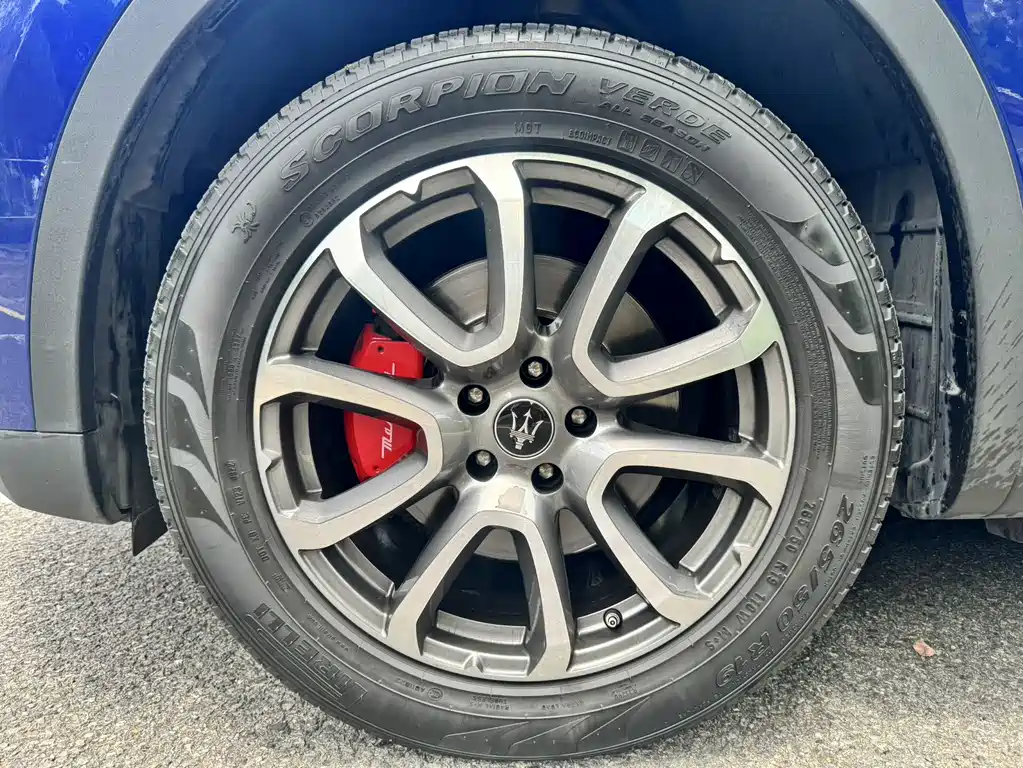 Maserati Levante 2020 — фото 17